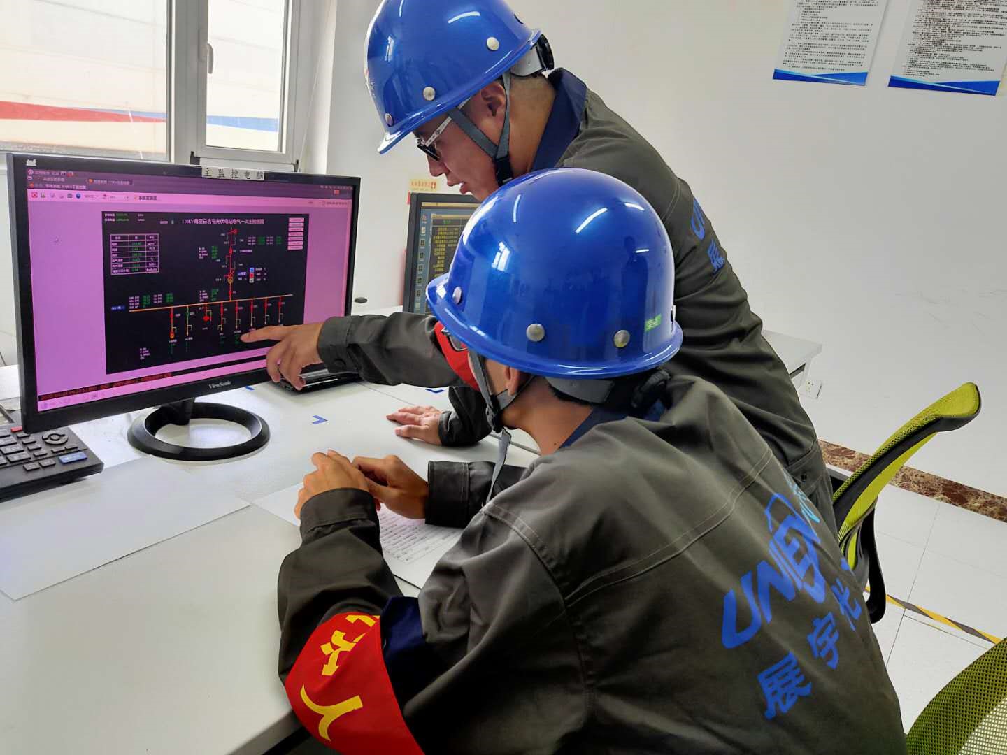 全力以赴確保雙節(jié)期間電站安全運行，展宇運維在行動